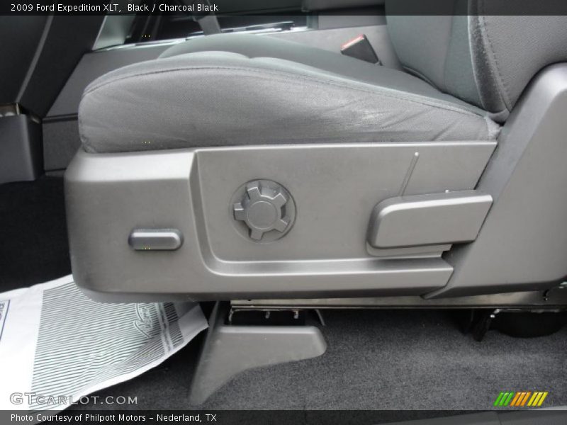 Black / Charcoal Black 2009 Ford Expedition XLT