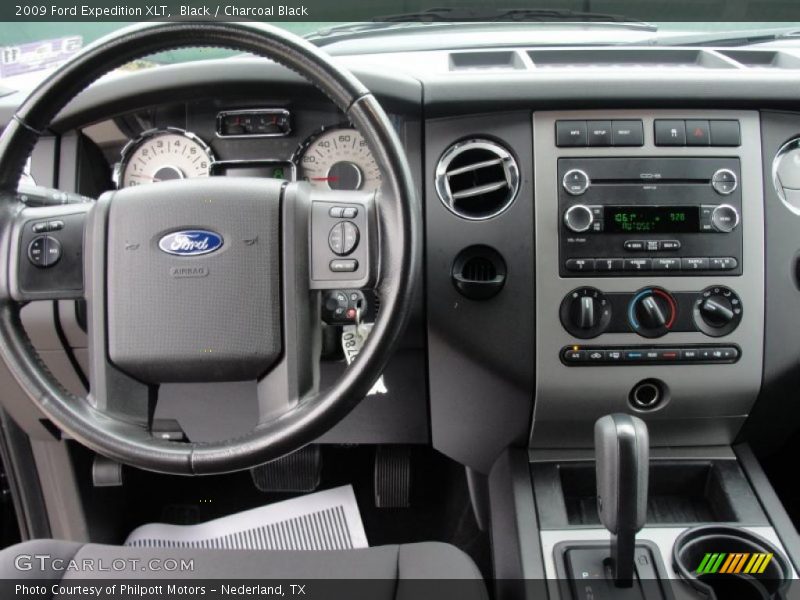 Black / Charcoal Black 2009 Ford Expedition XLT
