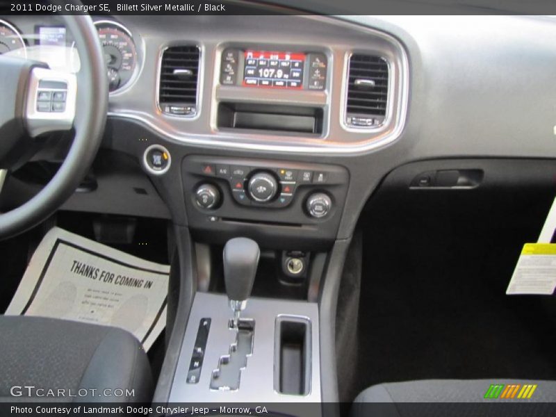 Billett Silver Metallic / Black 2011 Dodge Charger SE