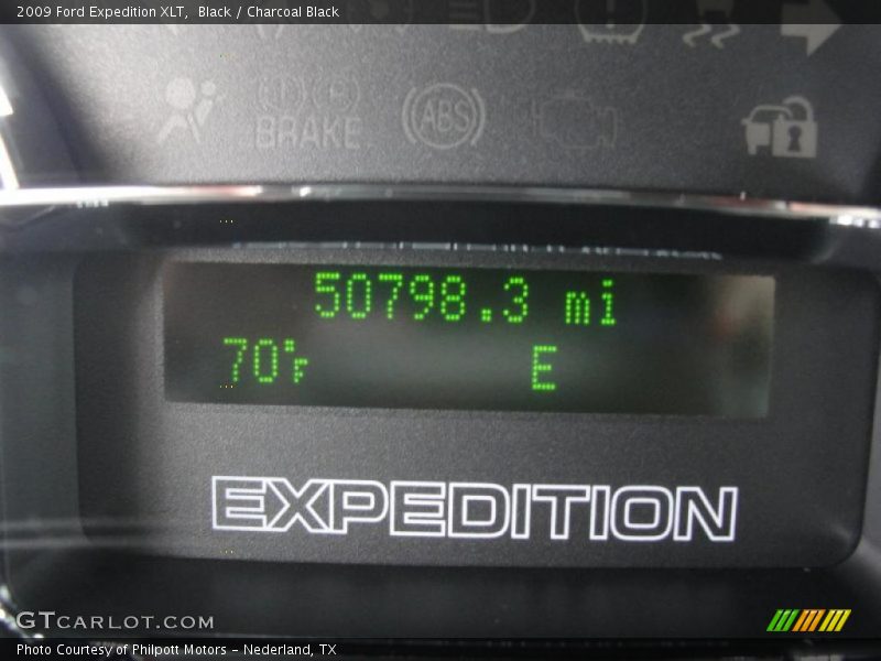 Black / Charcoal Black 2009 Ford Expedition XLT