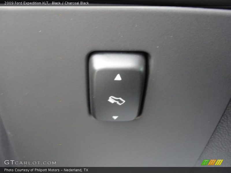 Controls of 2009 Expedition XLT