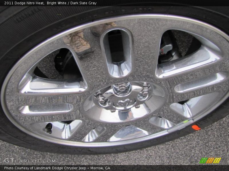 Bright White / Dark Slate Gray 2011 Dodge Nitro Heat
