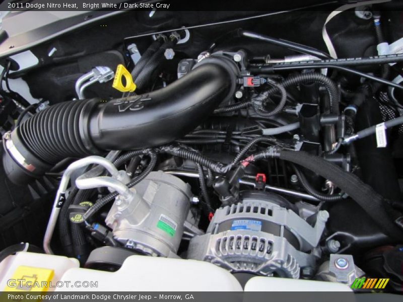 Bright White / Dark Slate Gray 2011 Dodge Nitro Heat