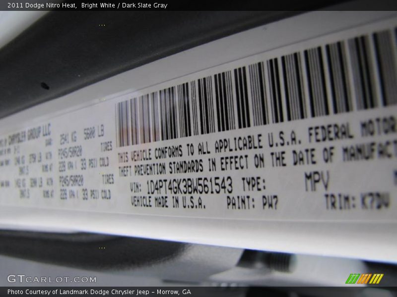 Bright White / Dark Slate Gray 2011 Dodge Nitro Heat