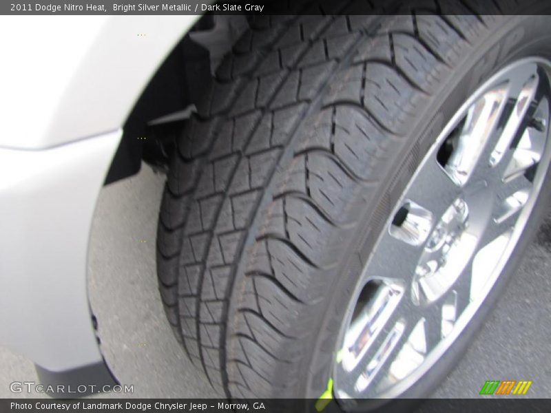 Bright Silver Metallic / Dark Slate Gray 2011 Dodge Nitro Heat