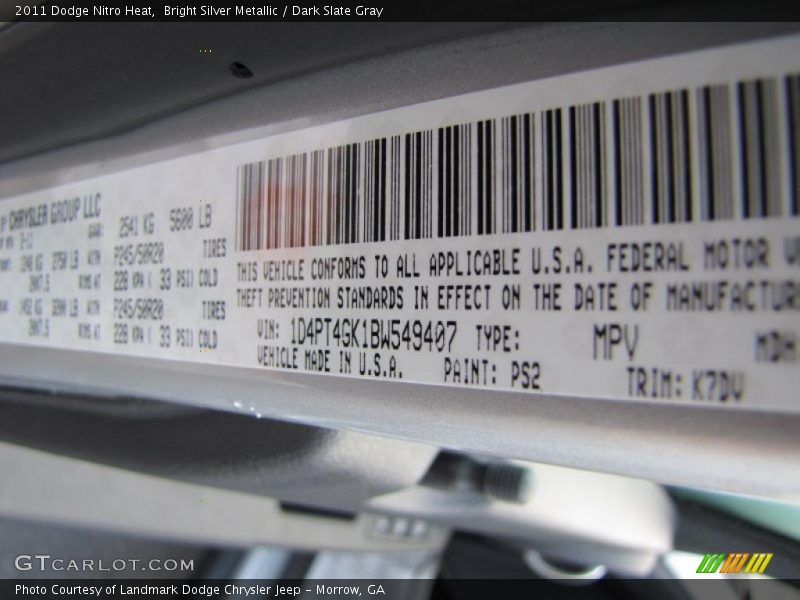 Bright Silver Metallic / Dark Slate Gray 2011 Dodge Nitro Heat
