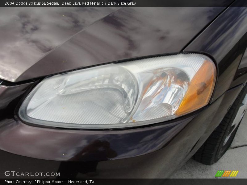 Deep Lava Red Metallic / Dark Slate Gray 2004 Dodge Stratus SE Sedan