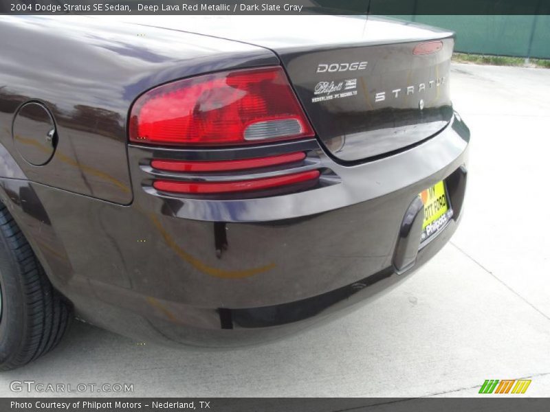 Deep Lava Red Metallic / Dark Slate Gray 2004 Dodge Stratus SE Sedan