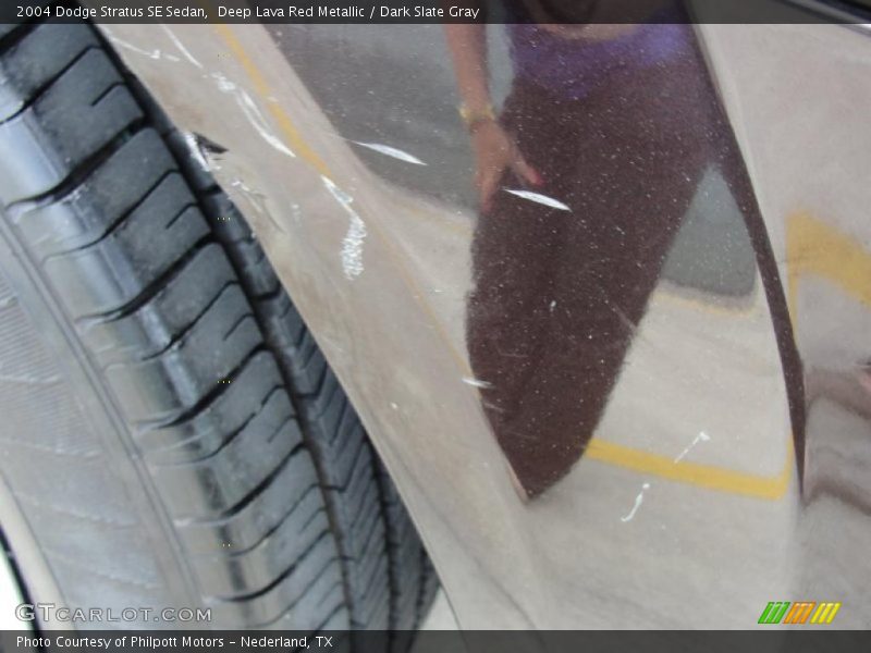 Deep Lava Red Metallic / Dark Slate Gray 2004 Dodge Stratus SE Sedan