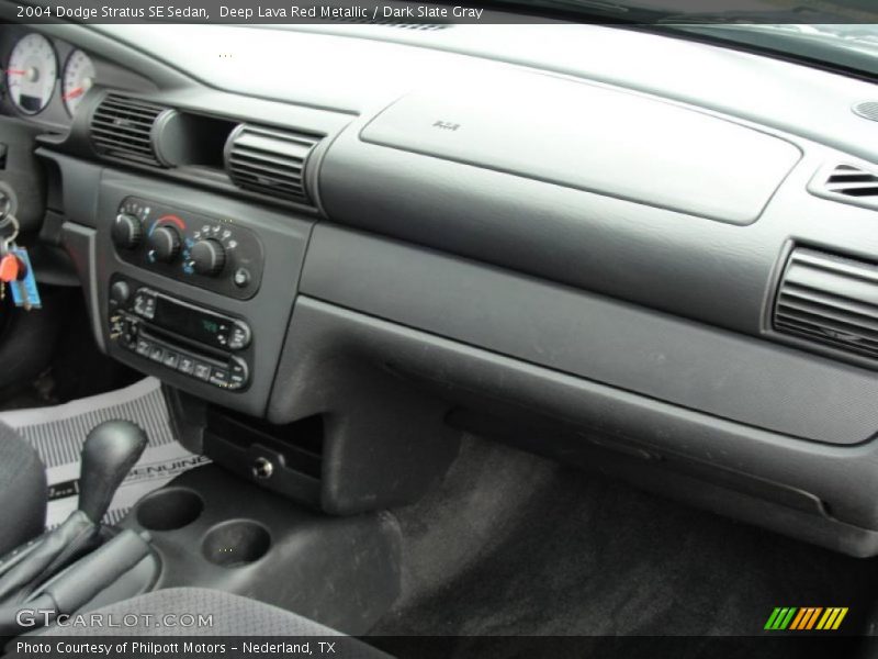 Deep Lava Red Metallic / Dark Slate Gray 2004 Dodge Stratus SE Sedan