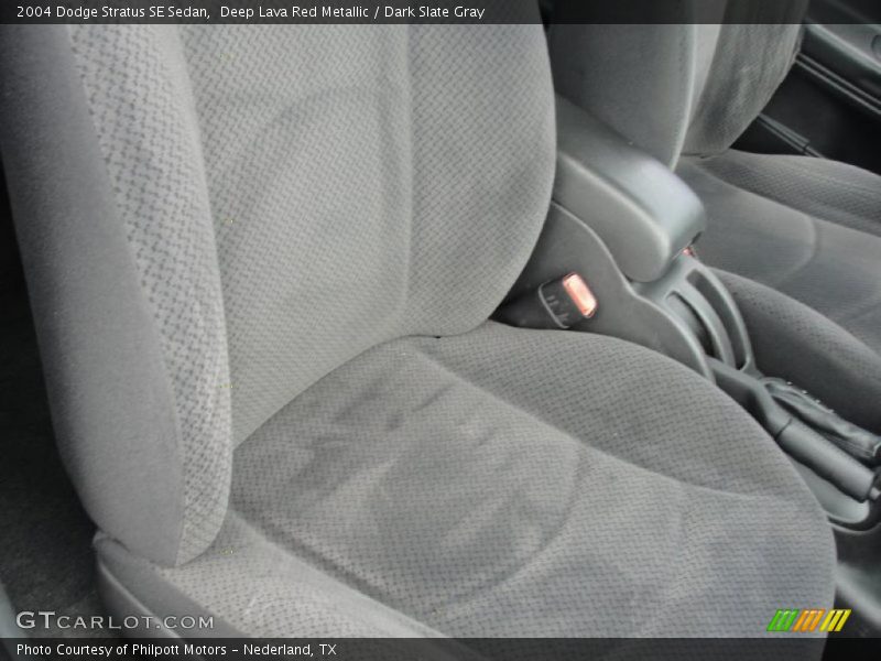 Deep Lava Red Metallic / Dark Slate Gray 2004 Dodge Stratus SE Sedan