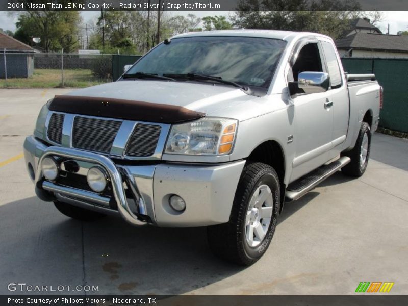 Radiant Silver / Graphite/Titanium 2004 Nissan Titan LE King Cab 4x4