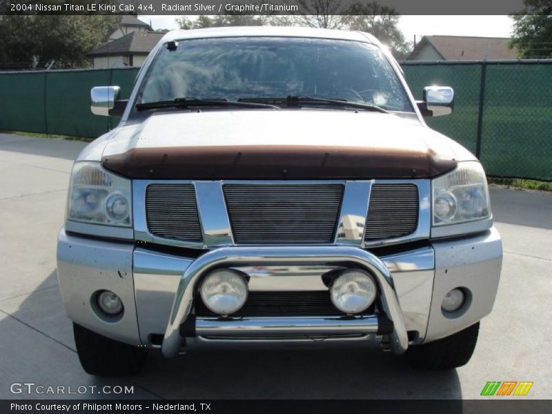 Radiant Silver / Graphite/Titanium 2004 Nissan Titan LE King Cab 4x4