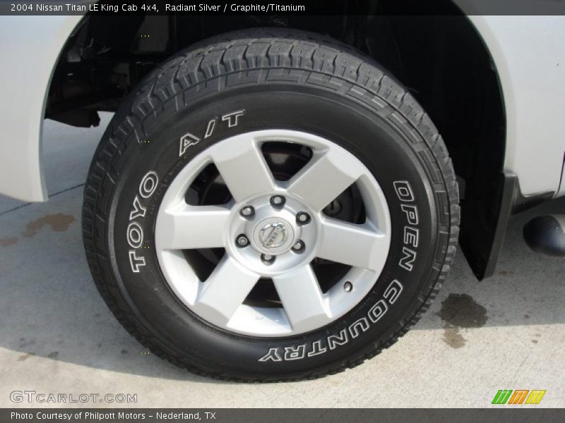  2004 Titan LE King Cab 4x4 Wheel
