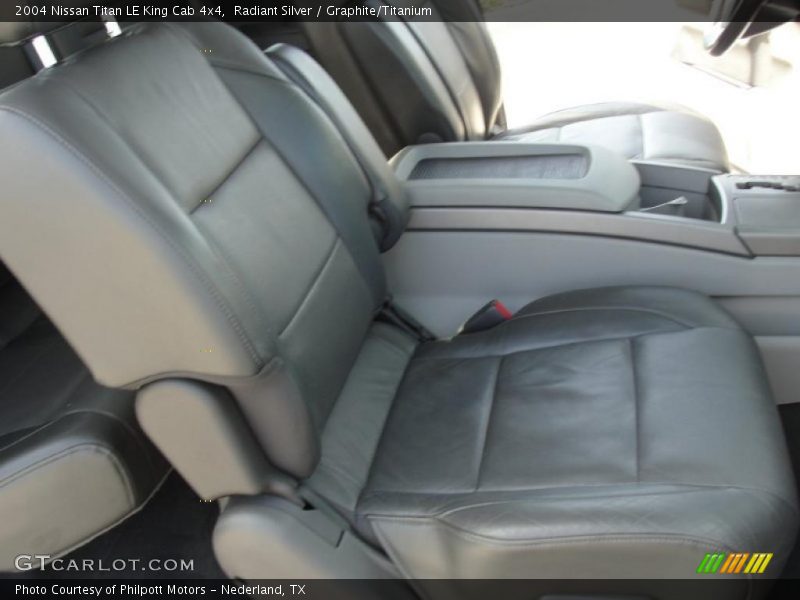 Radiant Silver / Graphite/Titanium 2004 Nissan Titan LE King Cab 4x4