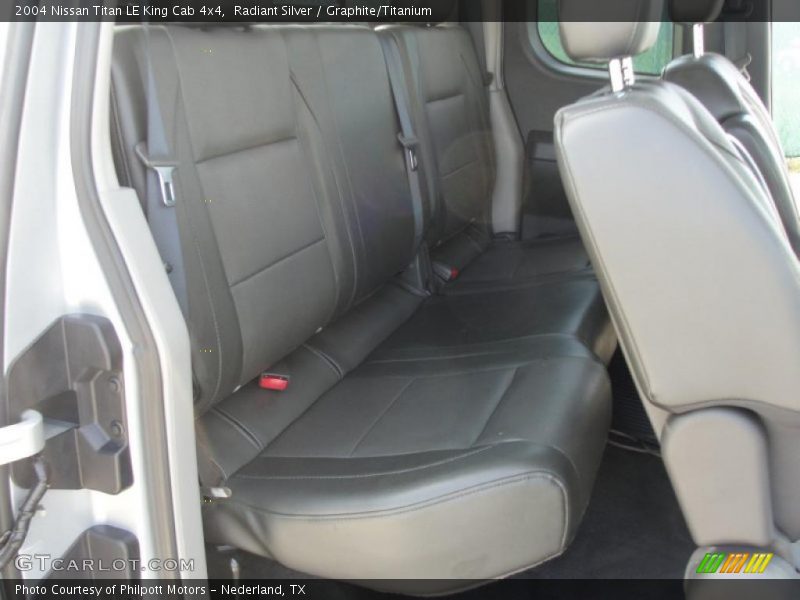 Radiant Silver / Graphite/Titanium 2004 Nissan Titan LE King Cab 4x4