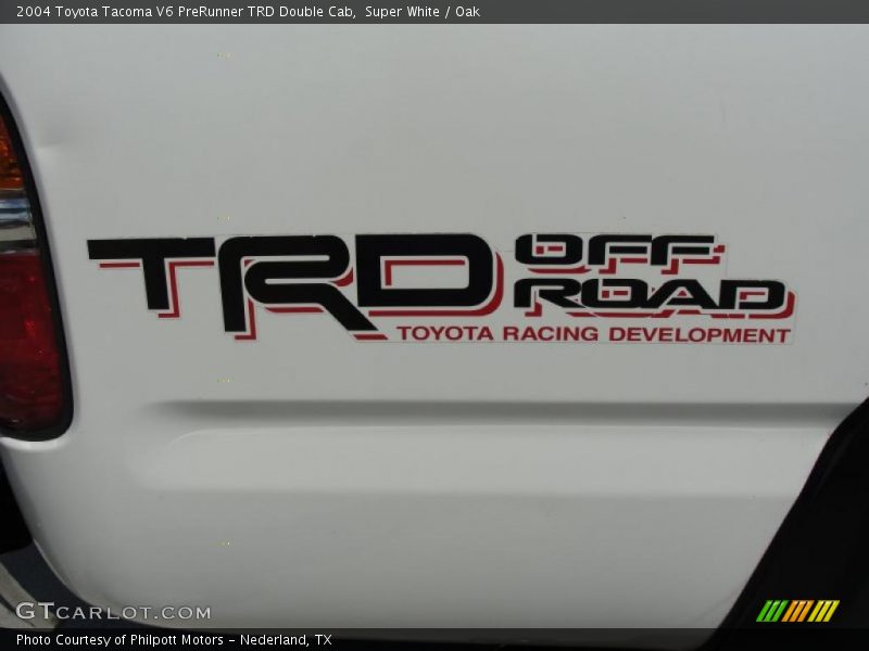 Super White / Oak 2004 Toyota Tacoma V6 PreRunner TRD Double Cab