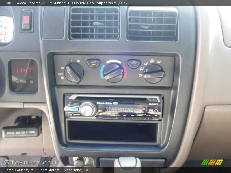 Super White / Oak 2004 Toyota Tacoma V6 PreRunner TRD Double Cab