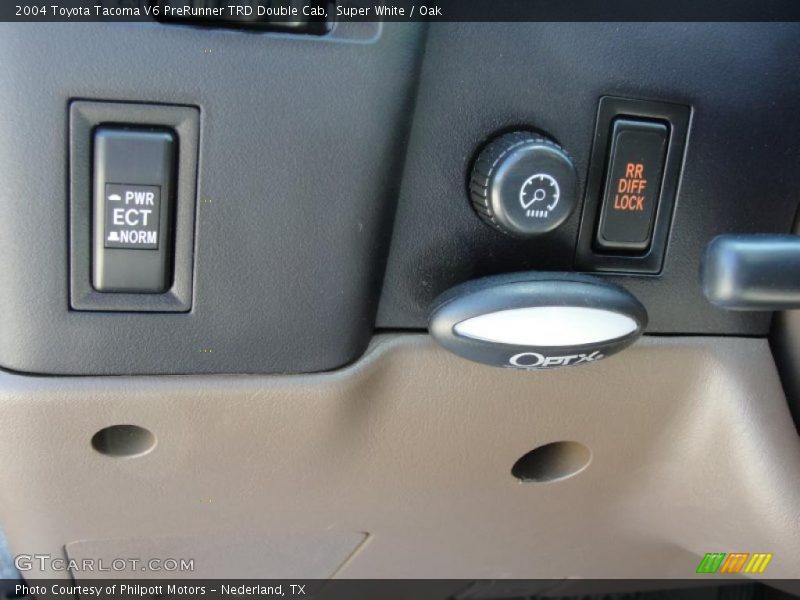 Super White / Oak 2004 Toyota Tacoma V6 PreRunner TRD Double Cab