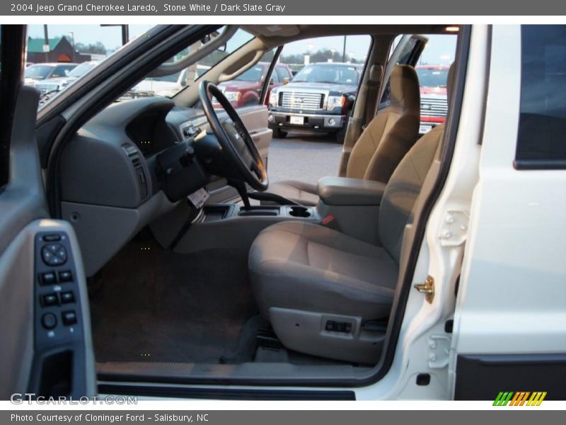 Stone White / Dark Slate Gray 2004 Jeep Grand Cherokee Laredo