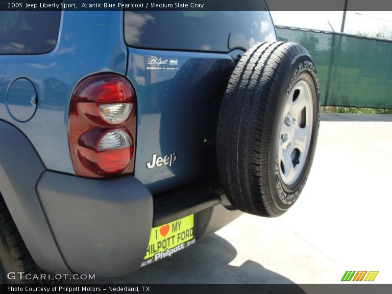 Atlantic Blue Pearlcoat / Medium Slate Gray 2005 Jeep Liberty Sport