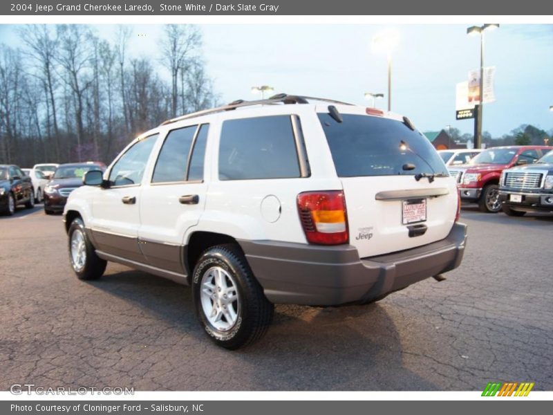 Stone White / Dark Slate Gray 2004 Jeep Grand Cherokee Laredo
