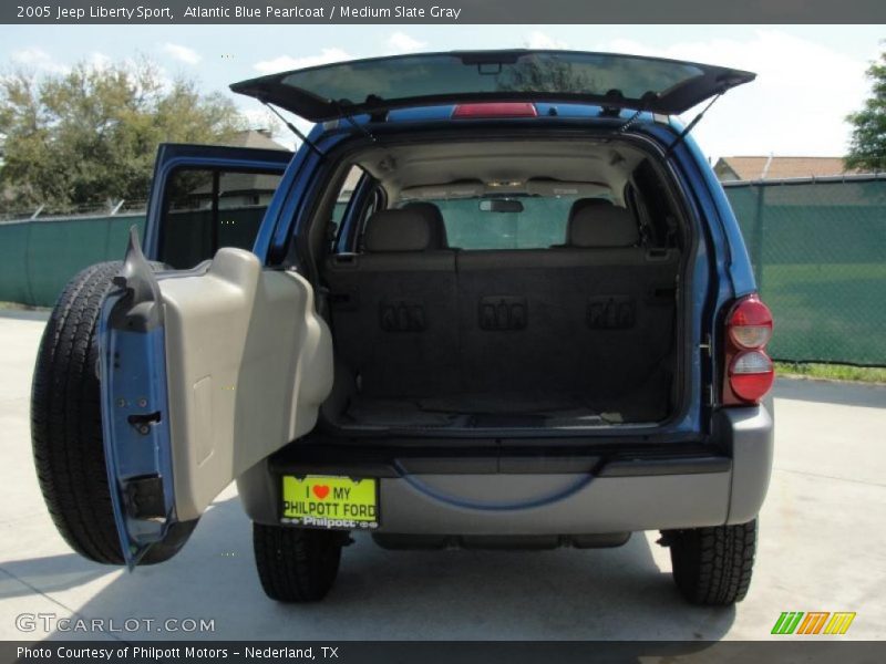 Atlantic Blue Pearlcoat / Medium Slate Gray 2005 Jeep Liberty Sport