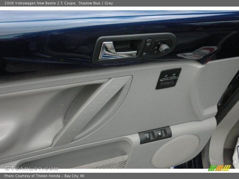 Shadow Blue / Grey 2006 Volkswagen New Beetle 2.5 Coupe