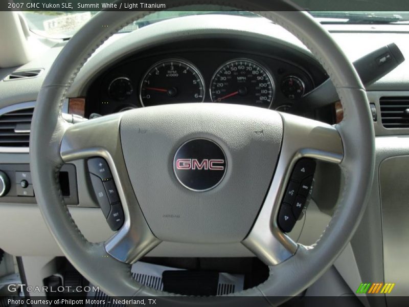 Summit White / Light Titanium 2007 GMC Yukon SLE