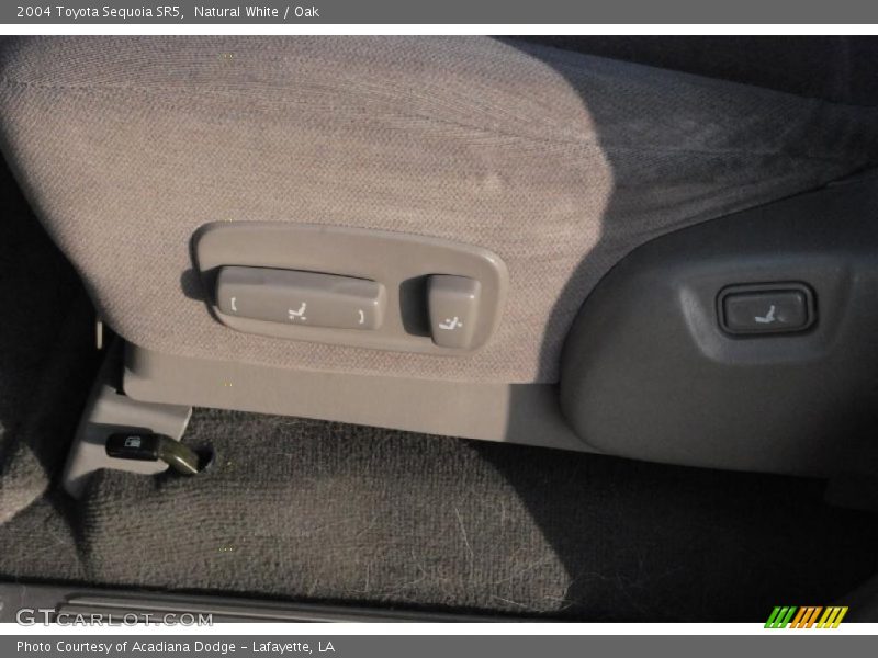 Natural White / Oak 2004 Toyota Sequoia SR5