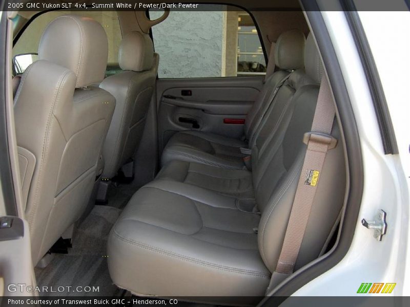 Summit White / Pewter/Dark Pewter 2005 GMC Yukon SLT 4x4