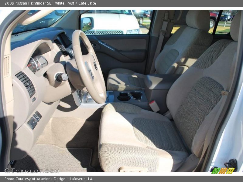 Front Seat of 2009 Pathfinder SE