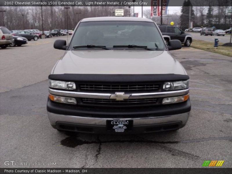 Light Pewter Metallic / Graphite Gray 2002 Chevrolet Silverado 1500 Extended Cab