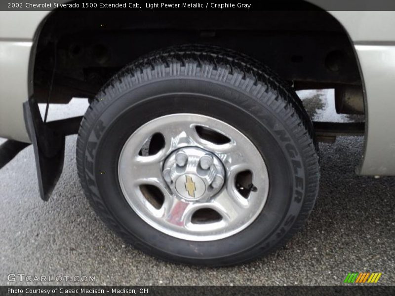 Light Pewter Metallic / Graphite Gray 2002 Chevrolet Silverado 1500 Extended Cab