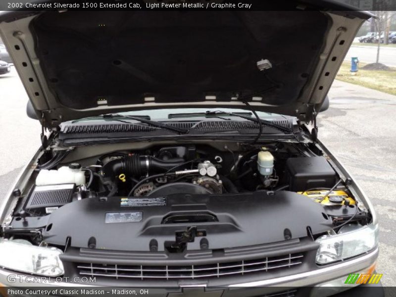 Light Pewter Metallic / Graphite Gray 2002 Chevrolet Silverado 1500 Extended Cab