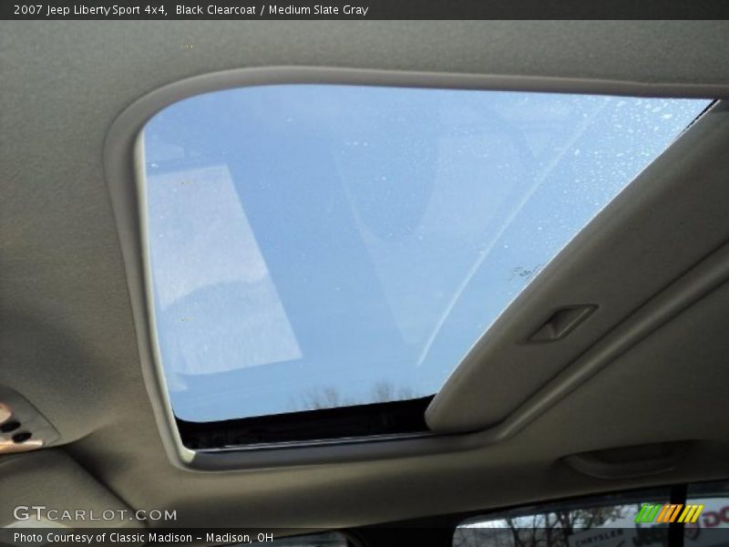 Black Clearcoat / Medium Slate Gray 2007 Jeep Liberty Sport 4x4