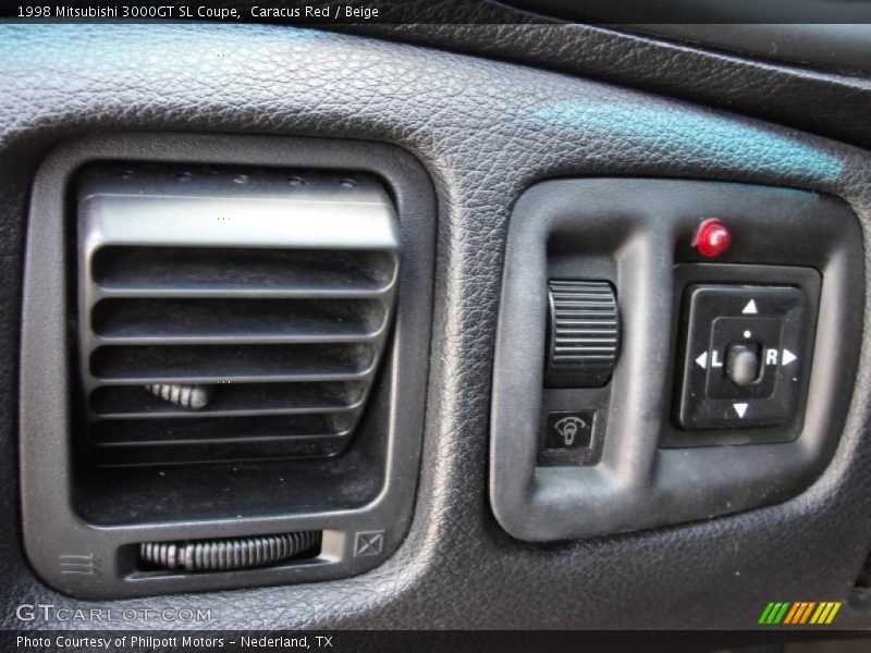 Controls of 1998 3000GT SL Coupe