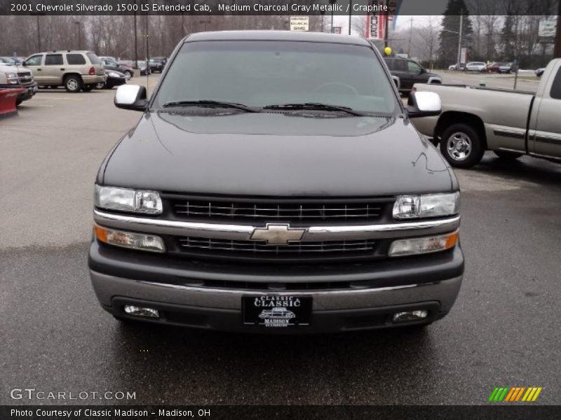Medium Charcoal Gray Metallic / Graphite 2001 Chevrolet Silverado 1500 LS Extended Cab