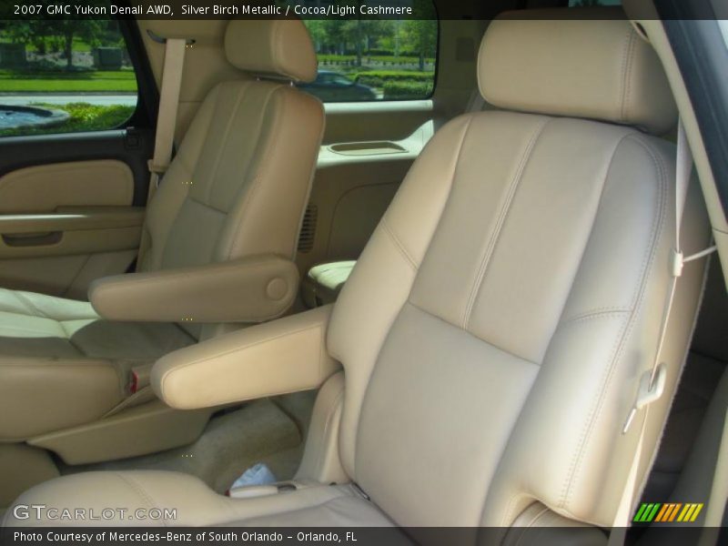 Silver Birch Metallic / Cocoa/Light Cashmere 2007 GMC Yukon Denali AWD