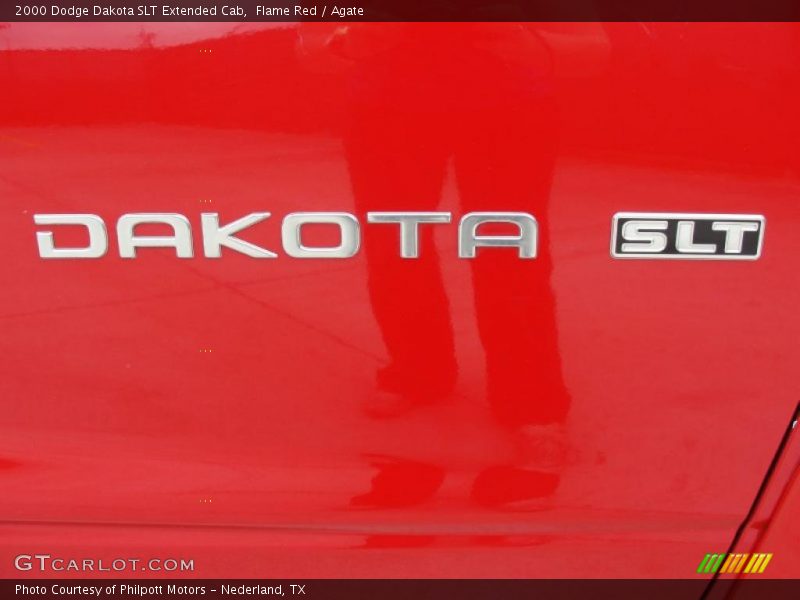  2000 Dakota SLT Extended Cab Logo