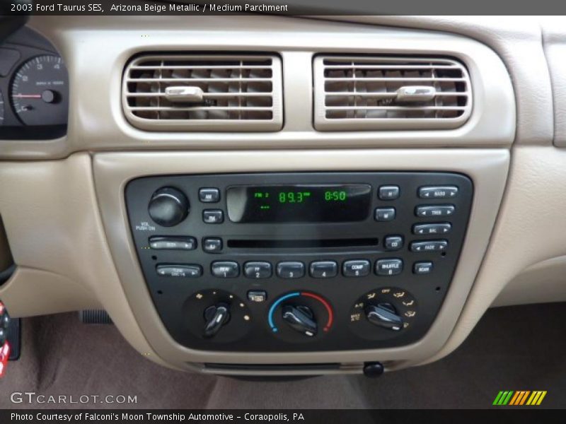 Arizona Beige Metallic / Medium Parchment 2003 Ford Taurus SES