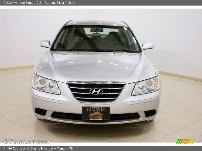 Radiant Silver / Gray 2010 Hyundai Sonata GLS