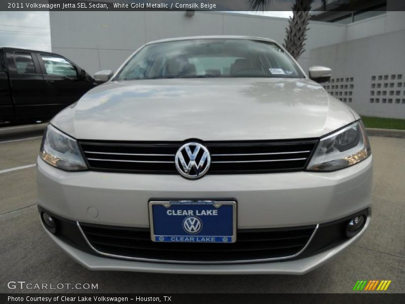 White Gold Metallic / Cornsilk Beige 2011 Volkswagen Jetta SEL Sedan