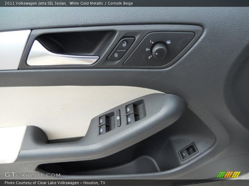 White Gold Metallic / Cornsilk Beige 2011 Volkswagen Jetta SEL Sedan