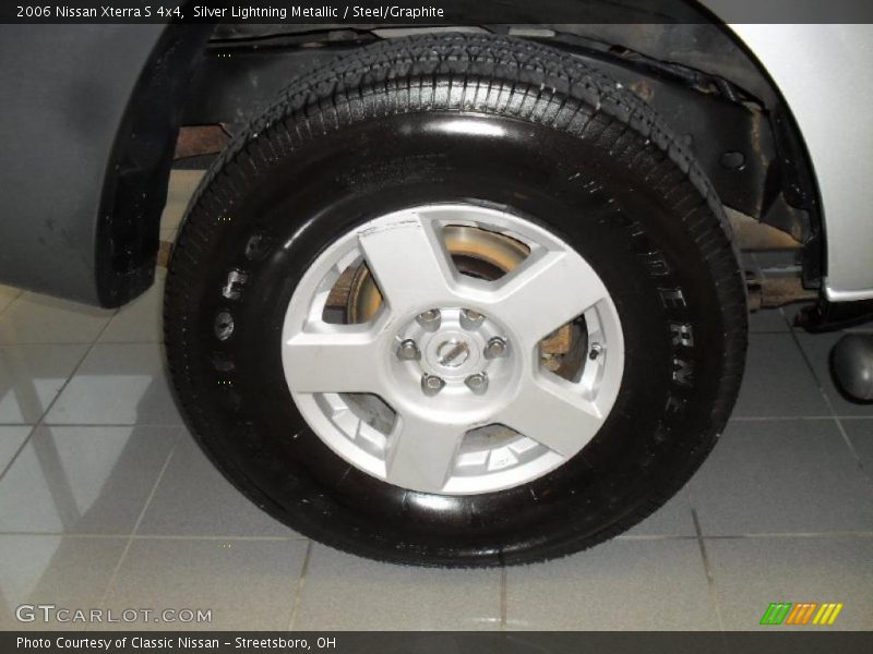 Silver Lightning Metallic / Steel/Graphite 2006 Nissan Xterra S 4x4