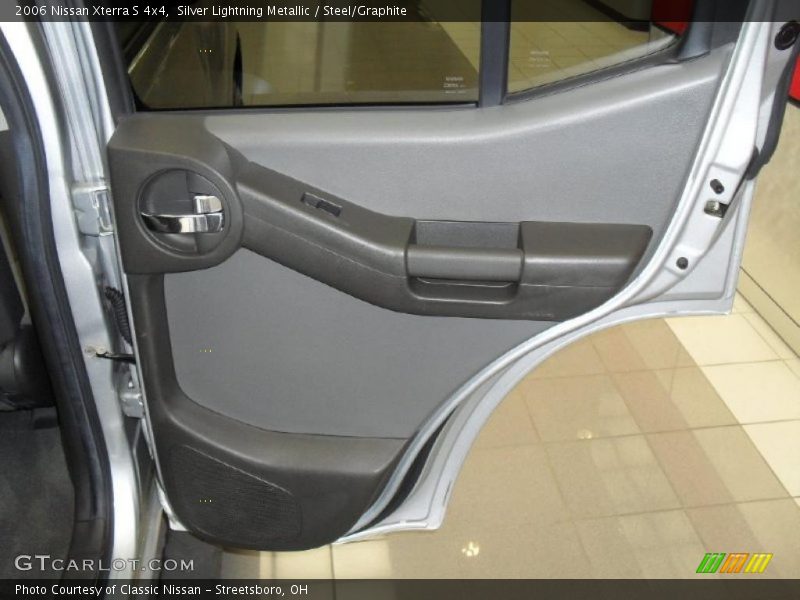 Silver Lightning Metallic / Steel/Graphite 2006 Nissan Xterra S 4x4