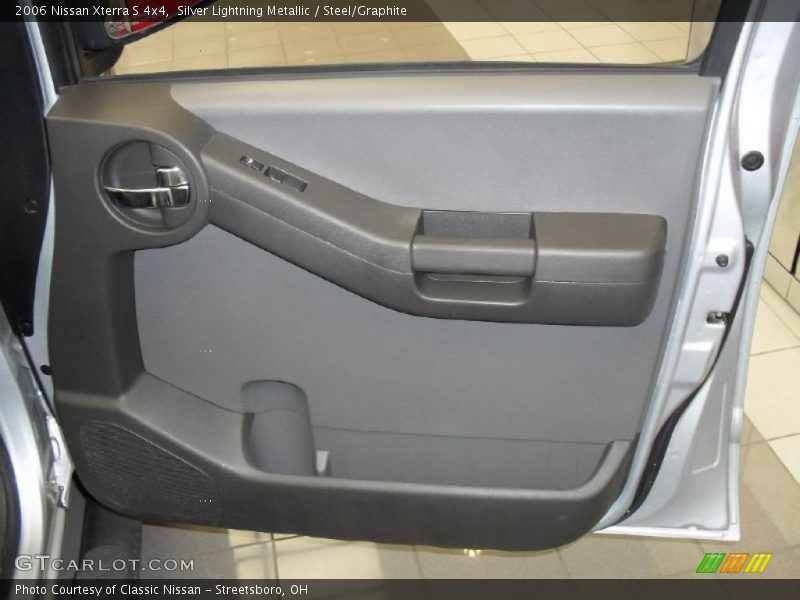 Silver Lightning Metallic / Steel/Graphite 2006 Nissan Xterra S 4x4
