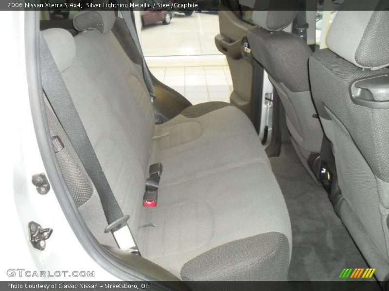 Silver Lightning Metallic / Steel/Graphite 2006 Nissan Xterra S 4x4