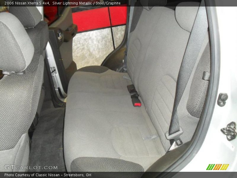 Silver Lightning Metallic / Steel/Graphite 2006 Nissan Xterra S 4x4