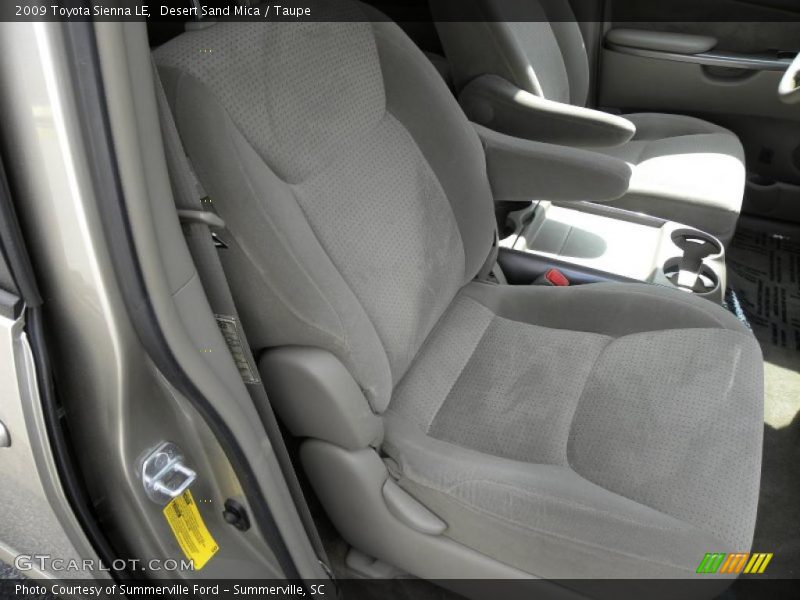 Desert Sand Mica / Taupe 2009 Toyota Sienna LE